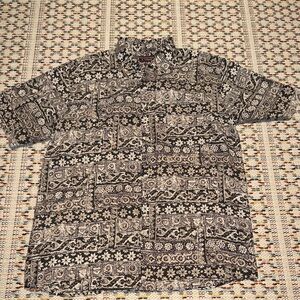 100% silk  Roundtree & Yorke Black and White Geometric Shirt